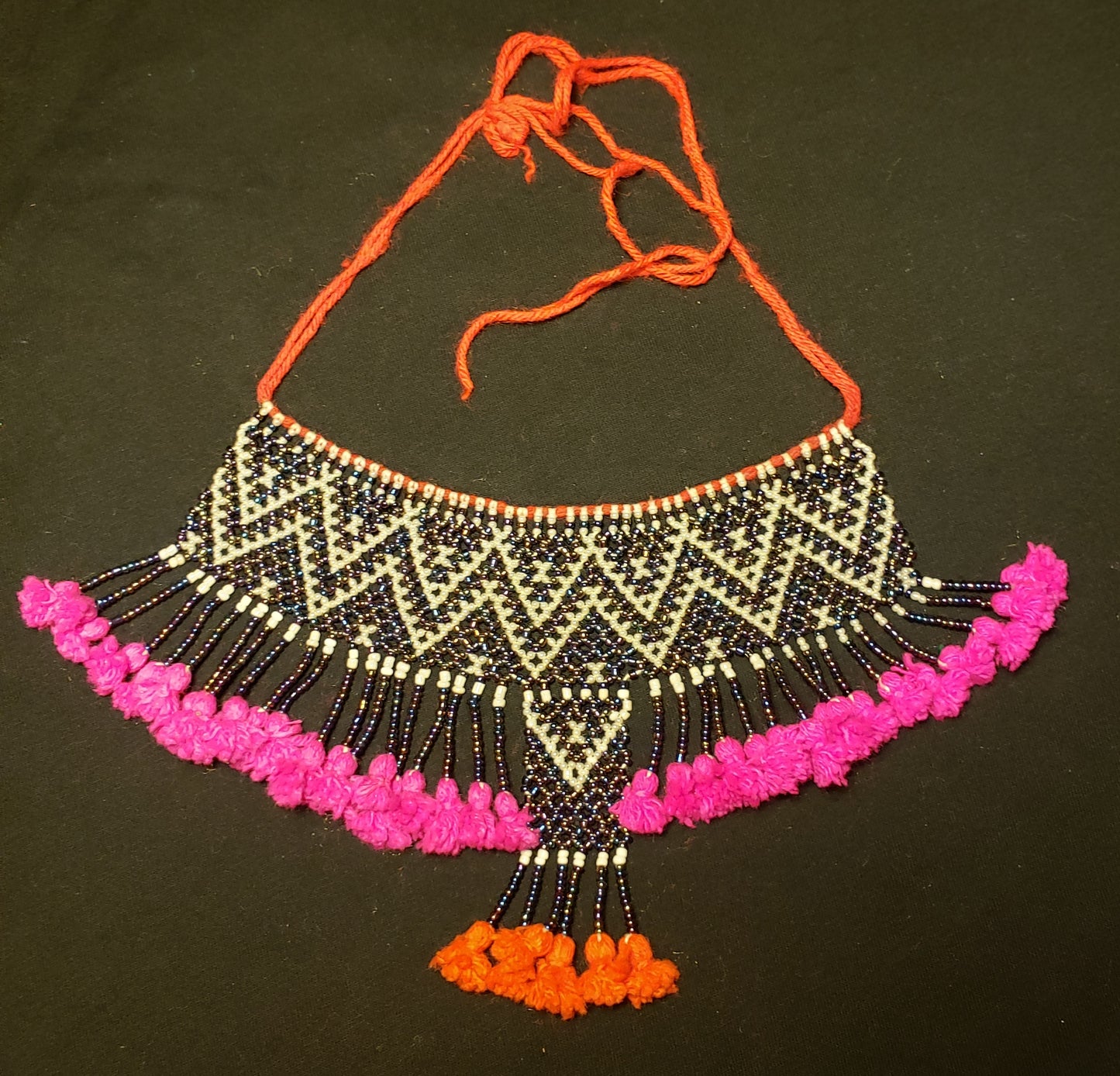 NIGHT LIGHTS CHOKER